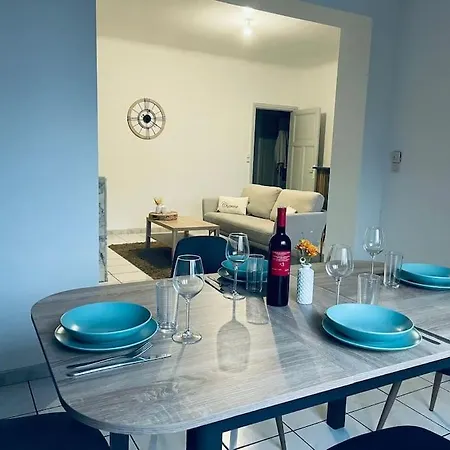 3 Proche Centre Апартаменты Каркассон