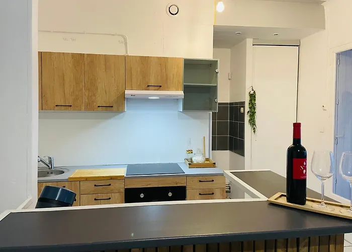 3 Proche Centre * Carcassonne